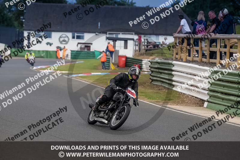 Vintage motorcycle club;eventdigitalimages;mallory park;mallory park trackday photographs;no limits trackdays;peter wileman photography;trackday digital images;trackday photos;vmcc festival 1000 bikes photographs